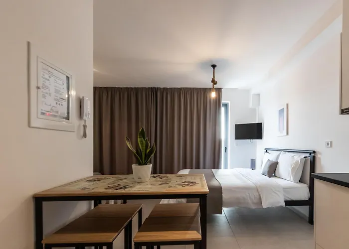 Pagani - Luxury A2 Kalamata