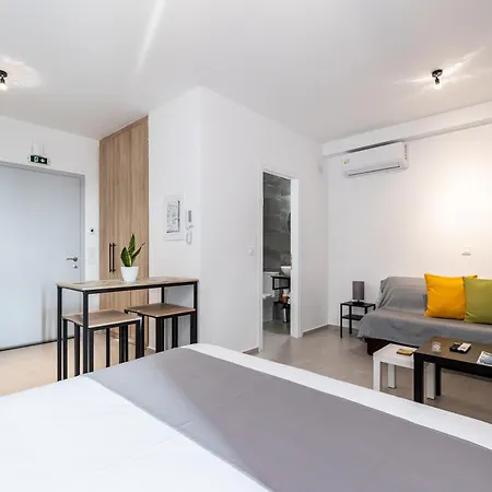 Pagani - Luxury A2 Kalamata